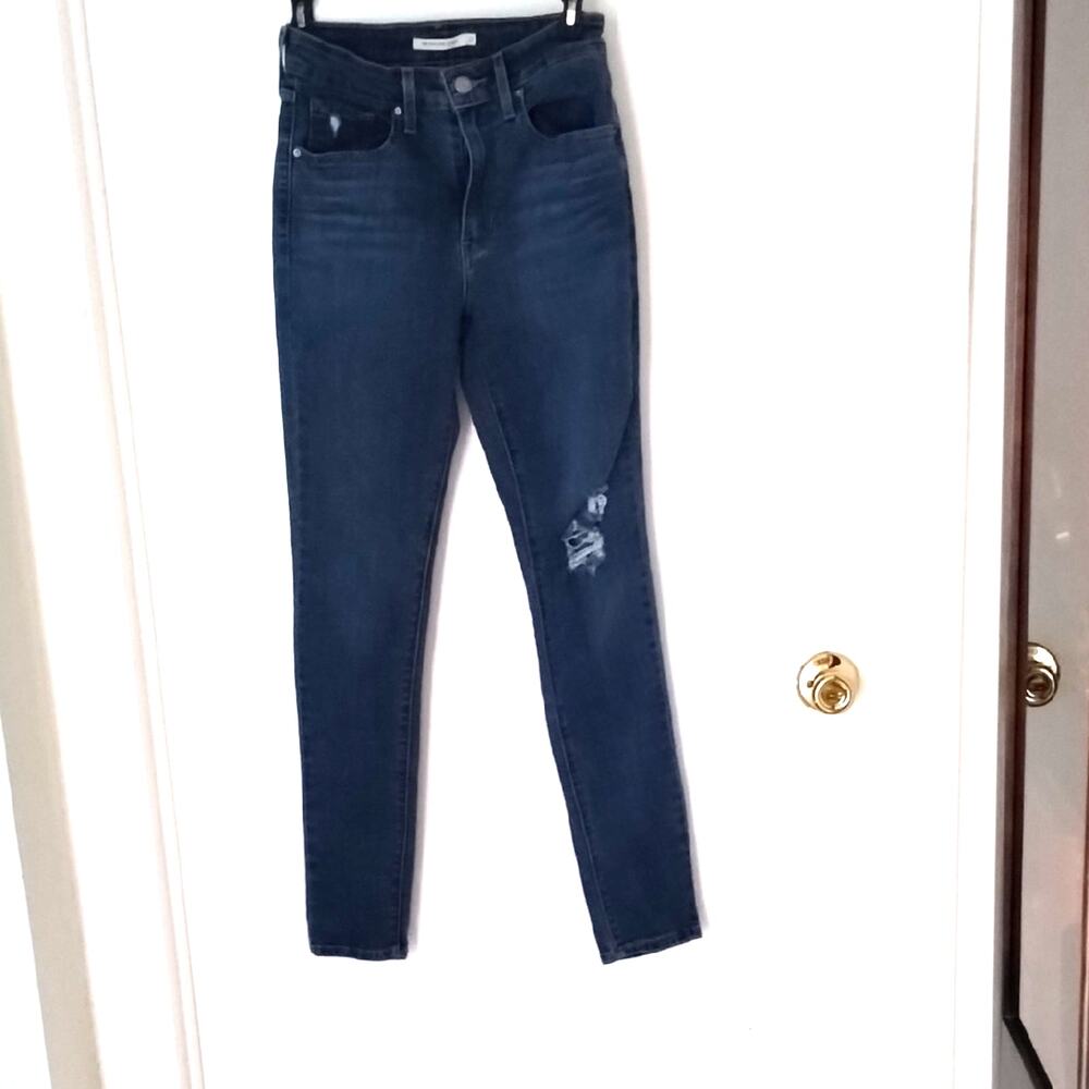 Women's Levi’s 721 High Rise Skinny Jeans, Distressed Knee & Pocket, SZ 27 x 30
